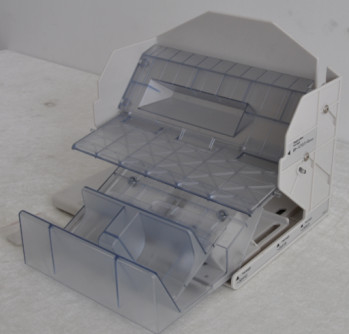 จีน ถาดกระดาษสำหรับ FUJI DE100 Dry Minilab Inkjet Machine ผู้ผลิต