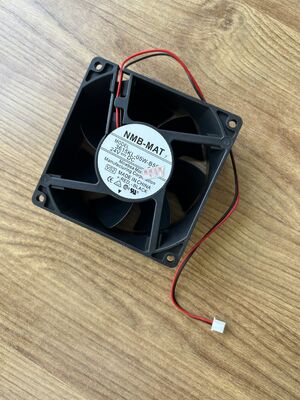 จีน 3615KL‑05W‑B59 NMB พัดลมระบายความร้อน 3 สาย ขนาด 92×92×38 มม. DC24V 0.24A อะไหล่ทดแทนสำหรับเครื่องล้างฟิล์ม Konica Digital Minilab Photo Lab Processor ผู้ผลิต