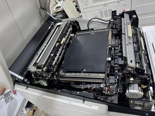 เครื่องมินิแล็บดิจิทัล Noritsu QSS-3202 ปรับปรุงใหม่ทั้งหมด เครื่องพิมพ์ภาพเลเซอร์สำหรับธุรกิจร้านถ่ายรูป ผู้ผลิต
