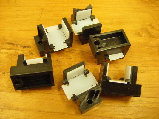 A063063 / A063063-01 ตัวยึด (2) การประกอบสำหรับเครื่อง Noritsu Koki Minilab ผู้ผลิต