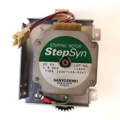 Fuji Frontier 350 370 Digital Minilab อะไหล่มอเตอร์เครื่องเป่า 130H7126-5047 ผู้ผลิต