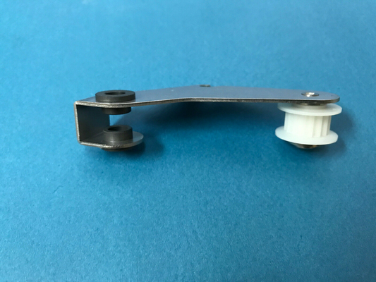 324Y0018 ขายึดสายพานอะไหล่ Fuji Frontier Minilab ผู้ผลิต