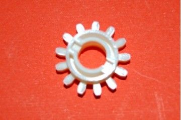 โคนิก้า มินิแล็บ เกียร์ CL+P4-E1350 ผู้ผลิต