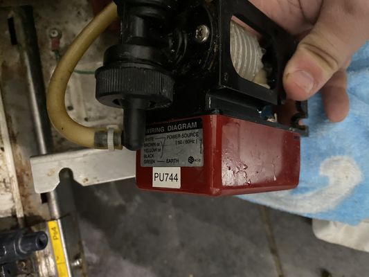 Fuji 330 340 35 370 355 minilab replenisher pump 133H0291D / 133H0291 ใช้แล้ว ผู้ผลิต